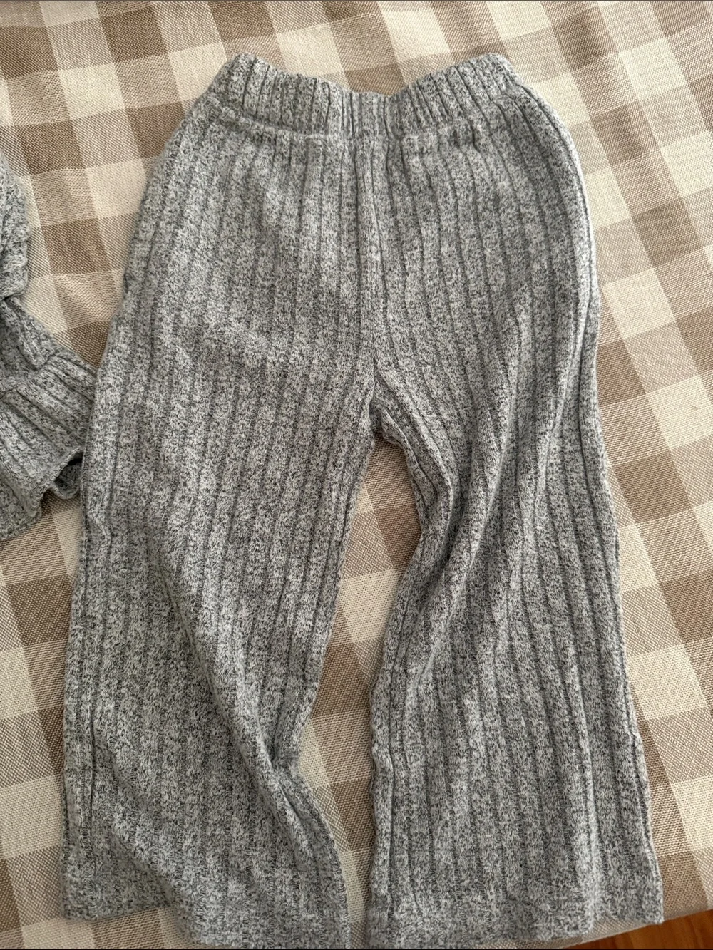 GAP two piece